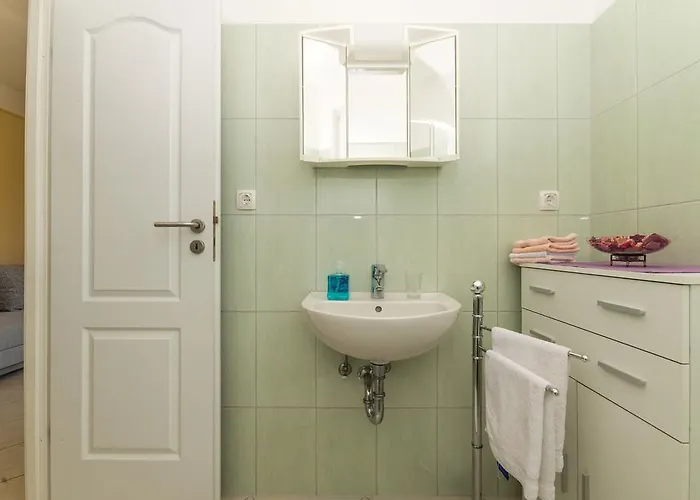 דירה Joso With Pool